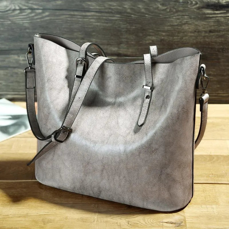 Lily Melbourne Jamy - Timeless vintage leather handbag for stylish everyday use