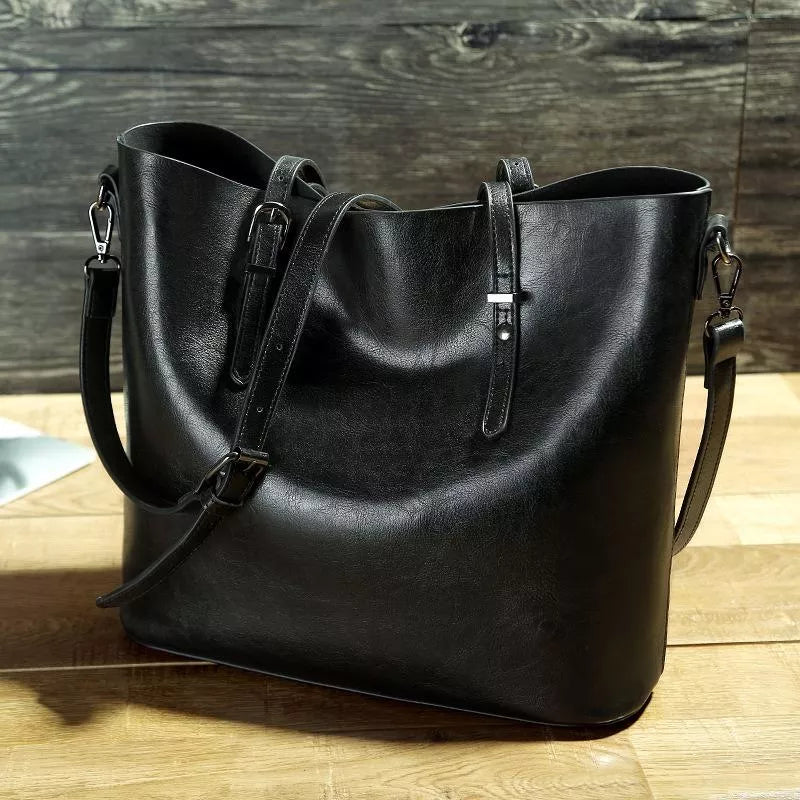 Lily Melbourne Jamy - Timeless vintage leather handbag for stylish everyday use