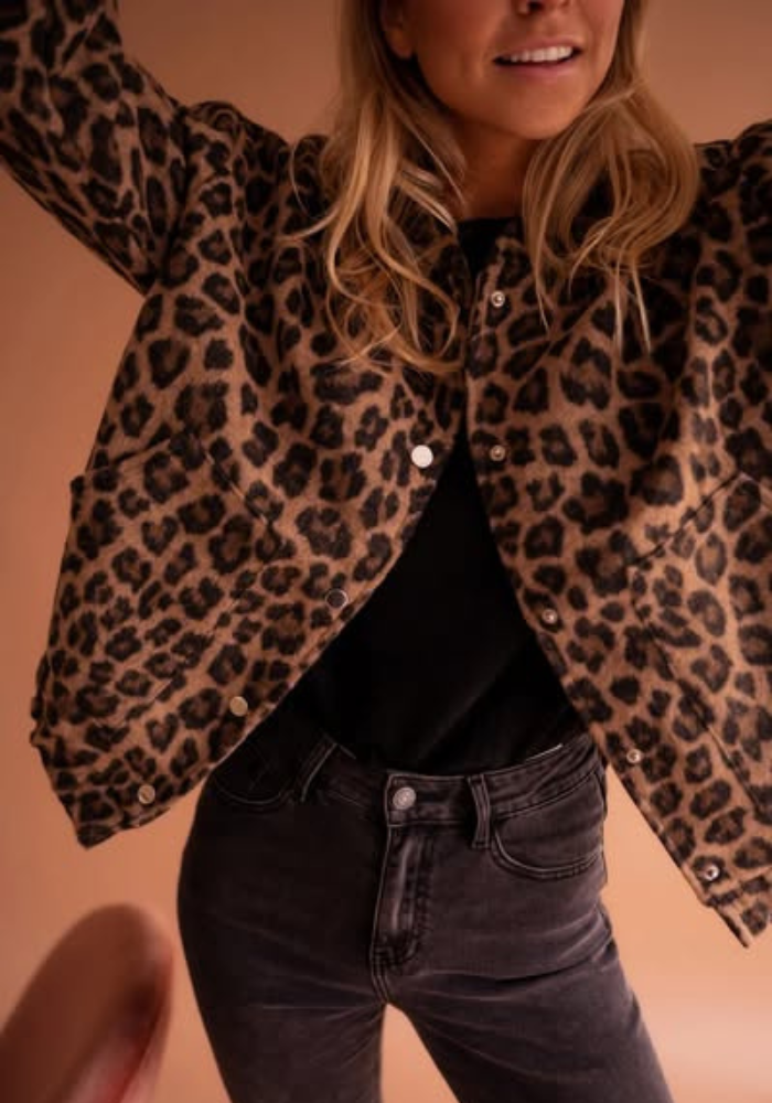 LEONA™ | Die Leopard-Bomberjacke