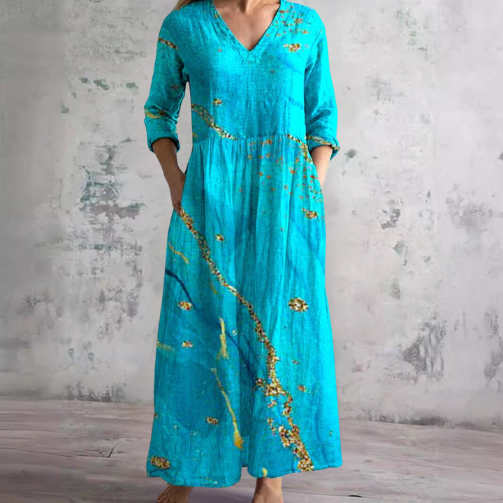 Austra | Timeless Floral Maxi Dress