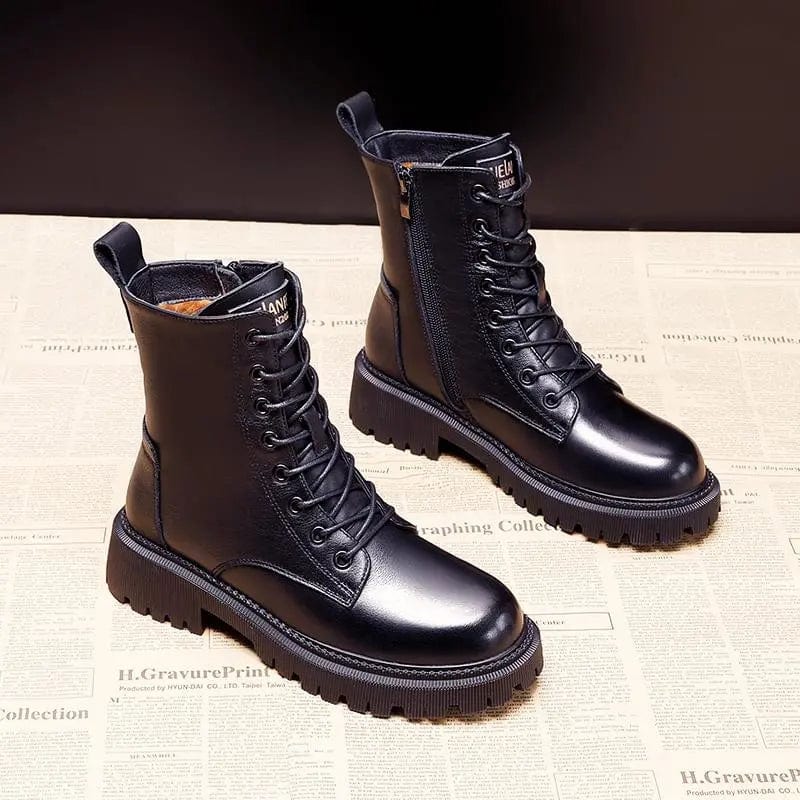 Helena - Black leather insulated boots lined with fur